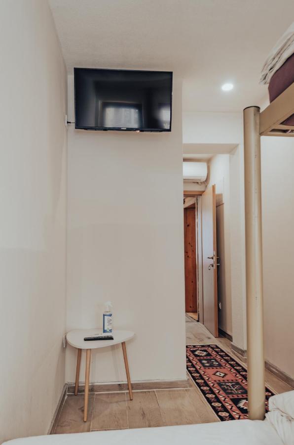 Oda Hostel Pristina Kültér fotó